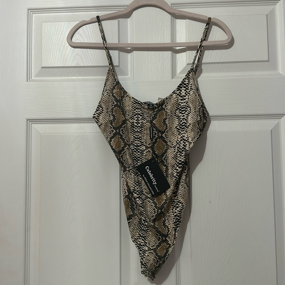 Celebrity Fashion By Hera Collection  NWT size Medium bodysuit